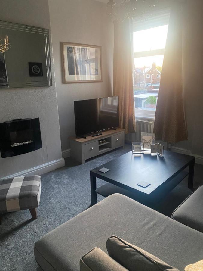 1 Bedroom Spacious Apartment 莱瑟姆-圣安妮 外观 照片