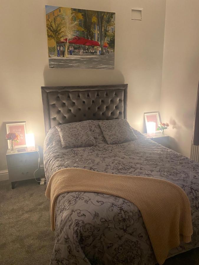 1 Bedroom Spacious Apartment 莱瑟姆-圣安妮 外观 照片